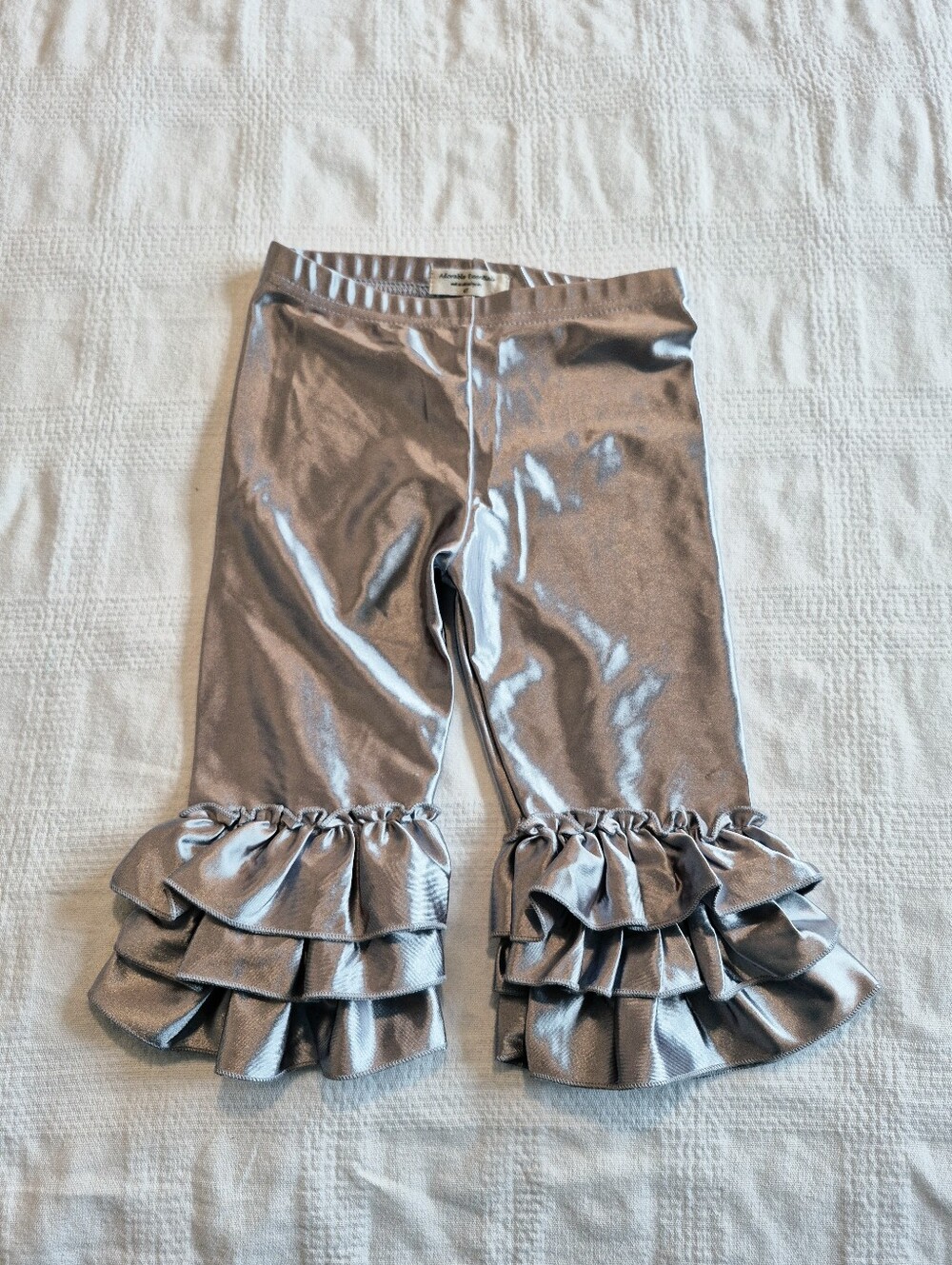 Adorable Essentials girls 4T silver metallic triple ruffle bell bottoms VGUC